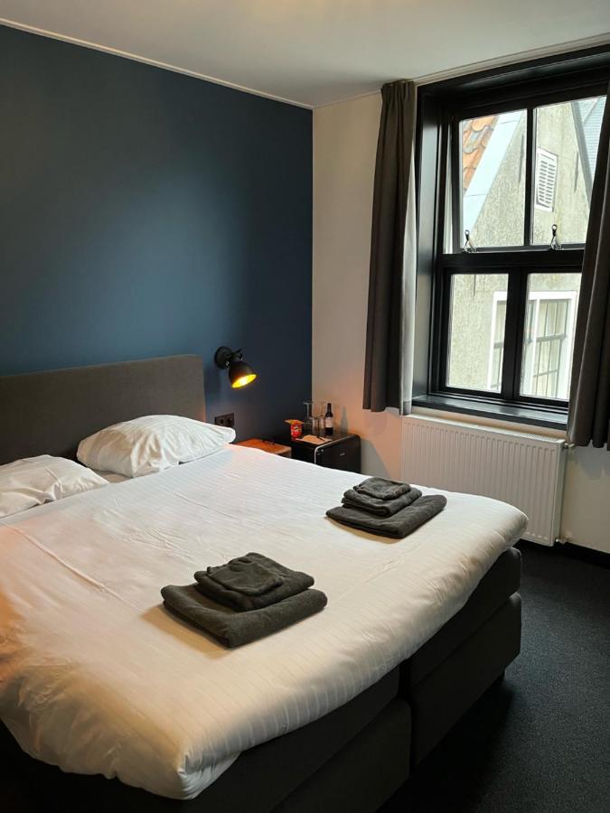 Hotel Grandcafe De Doelen Franeker Esterno foto
