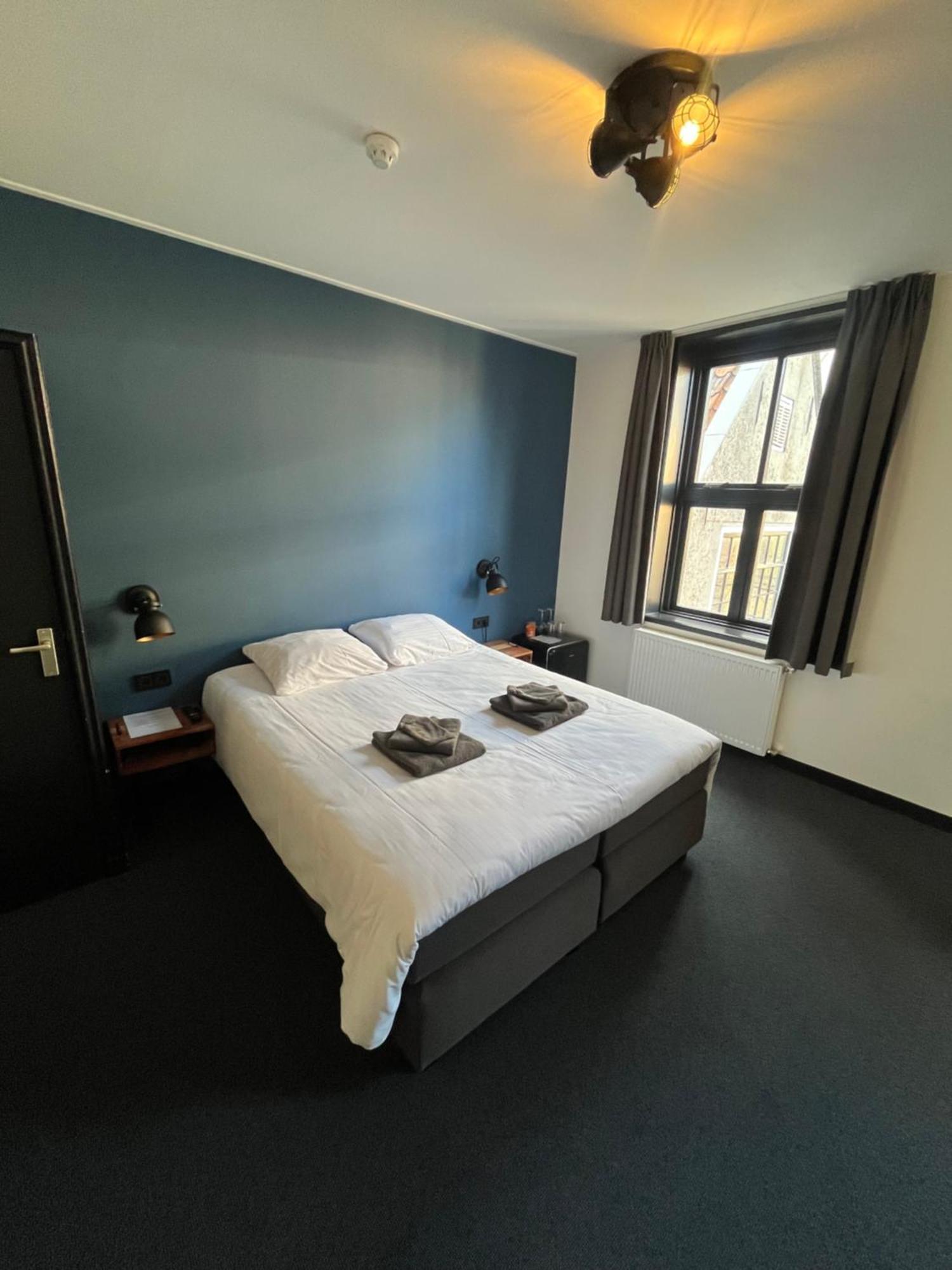 Hotel Grandcafe De Doelen Franeker Esterno foto
